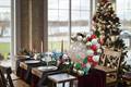 DOPPIA BASE CON PALLONE DECORATO E GARLAND DI NATALE (COMP 160)